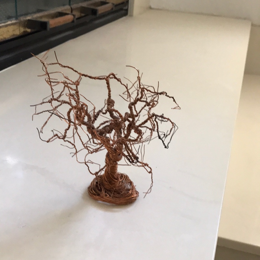 I’m selling a tree made with copper wire
